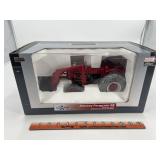 Massey Ferguson 98 w/loader 1/16 Spec Cast
