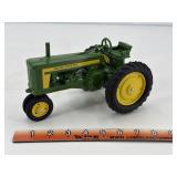 John Deere 1/16 w/ working 3pt