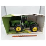 John Deere 9400 1/16 Ertl
