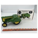 John Deere 620 Two Cylinder Club Expo III Ertl