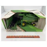 John Deere 9600 Combine Ertl 1/28 Scale
