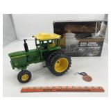 John Deere 4020 Diesel Iowa State, fair blue