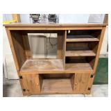 Entertainment center