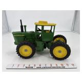 John Deere 7520 2 hole (no box)