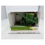 John Deere Grinder/Mixer 1/16 Ertl