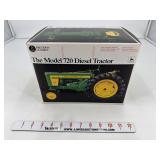 John Deere Model 720 1/16 Ertl