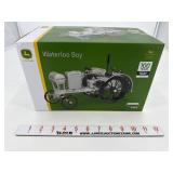John Deere Waterloo Boy 1/16 Ertl