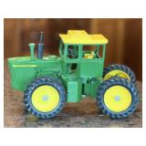 John Deere 7520 2 hole (no box)