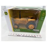 John Deere 4320 1/16 Ertl