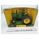 John Deere 4520 1/16 Ertl