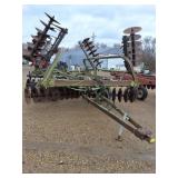 John Deere 230 wheel tandem disc