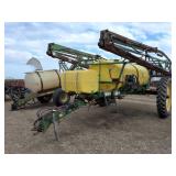 Fst 7400 sprayer w/monitor 900 gal tank