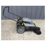 Karcher Professional Floor Sweep