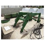 John Deere 148 loader 8ft bucket