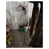 Light stand needs bulb