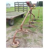 3pt wheel rake