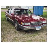 1990 Cadillac Sedan DeVille 4 door 4.9 port fuel