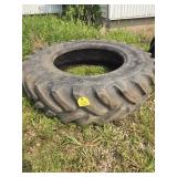 Front assist tractor tire 380/85R30