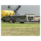 New Idea 3626 manure spreader