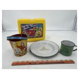 Hunny dumpy plate, tin collectibles and lunch