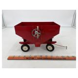 Ertl 1/16 gravity wagon
