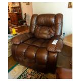 LEATHER RECLINER
