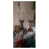 Assorted Home Decor Items Including Lamps and Deco