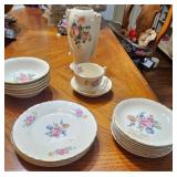 Floral Pattern Porcelain Dinnerware Set