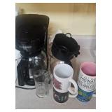 Black+Decker Coffee Maker with Assorted Mugs