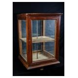 SPINNING GLASS DISPLAY CASE