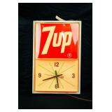 7 UP CLOCK - WORKS