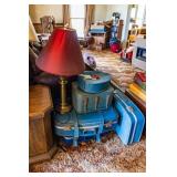 LAMPS & VTG SUITCASES