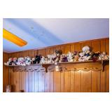 Shelf full bears
