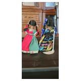 Pair of Vintage Mexican Folk / Souvenir Dolls in T