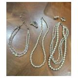 Vintage Faux Pearl & Aurora Borealis Crystal Jewel