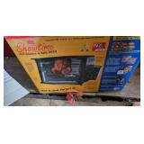 Ronco Showtime Rotisserie & BBQ Oven New in Box