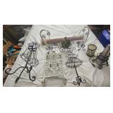 Decorative Metal Easels and Stands