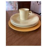 Fiesta HLC USA Yellow Dinnerware Set