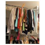 Womenï¿½s Mixed Clothing Lot, 40+ Pieces