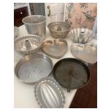 Aluminum Cake and Baking Pans Lot