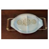 Pyrex 1.5 Quart Divided Dish With Lid & Caddy