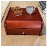 Jewelry Box, Dr. Zhivago Music Box, Heart Frame