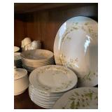 Fine China Charlene Japan 42-Piece Dinnerware Set