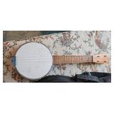 Songbird 4-String Banjo Ukulele