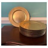 12 Gold Plastic Charger Plates