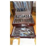 Reed& Barton flatware set in case