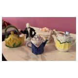 5 teapots