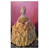 Lace figurine 11ï¿½ with some loss