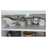 Gravy boat/ creamers