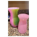 2 pink vases